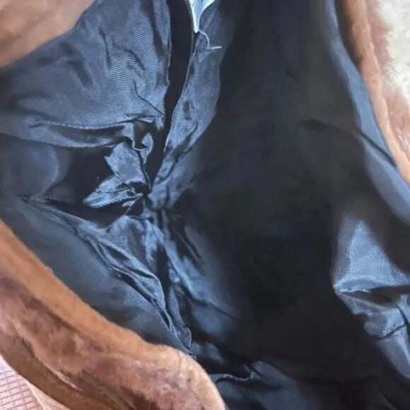 Vintage 1990s Faux Fur & Real Leather Patchwork Bucket Bag – Made in Spain - Picture 7 of 10